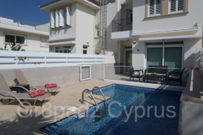 Gr8padz Villa Dionne